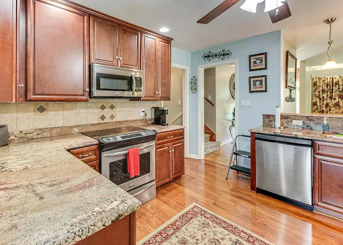 2 Mi To Fsu & Famu: W/ Spacious Deck! Сasa de vacaciones *