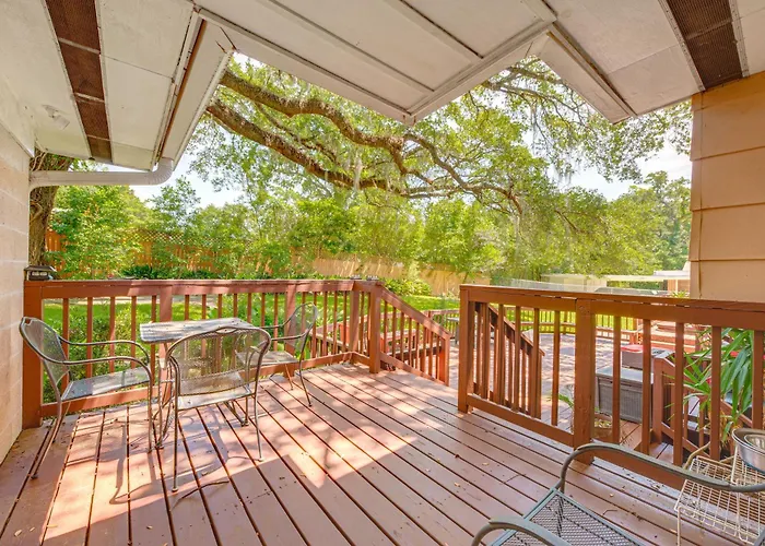 2 Mi To Fsu & Famu: W/ Spacious Deck! *